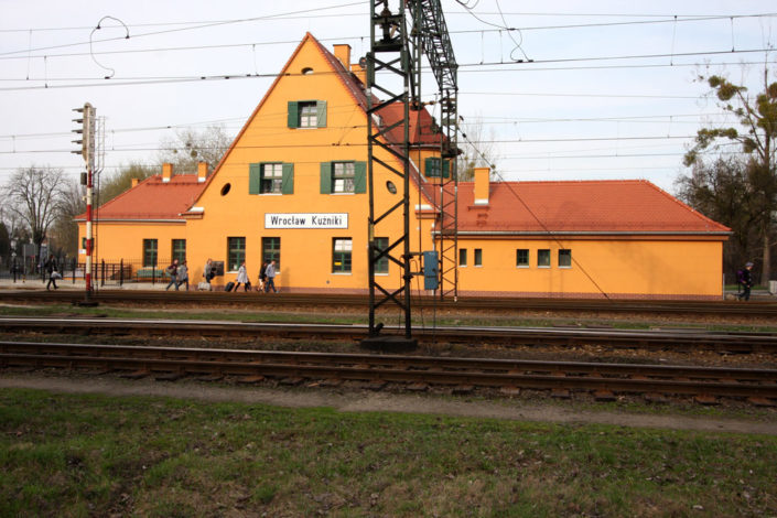 remont-zabytkowego-dworca-kuzniki (2)